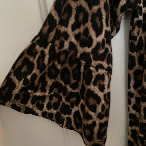 Michael Kors top XS animal print NWT - Picture 2 of 4